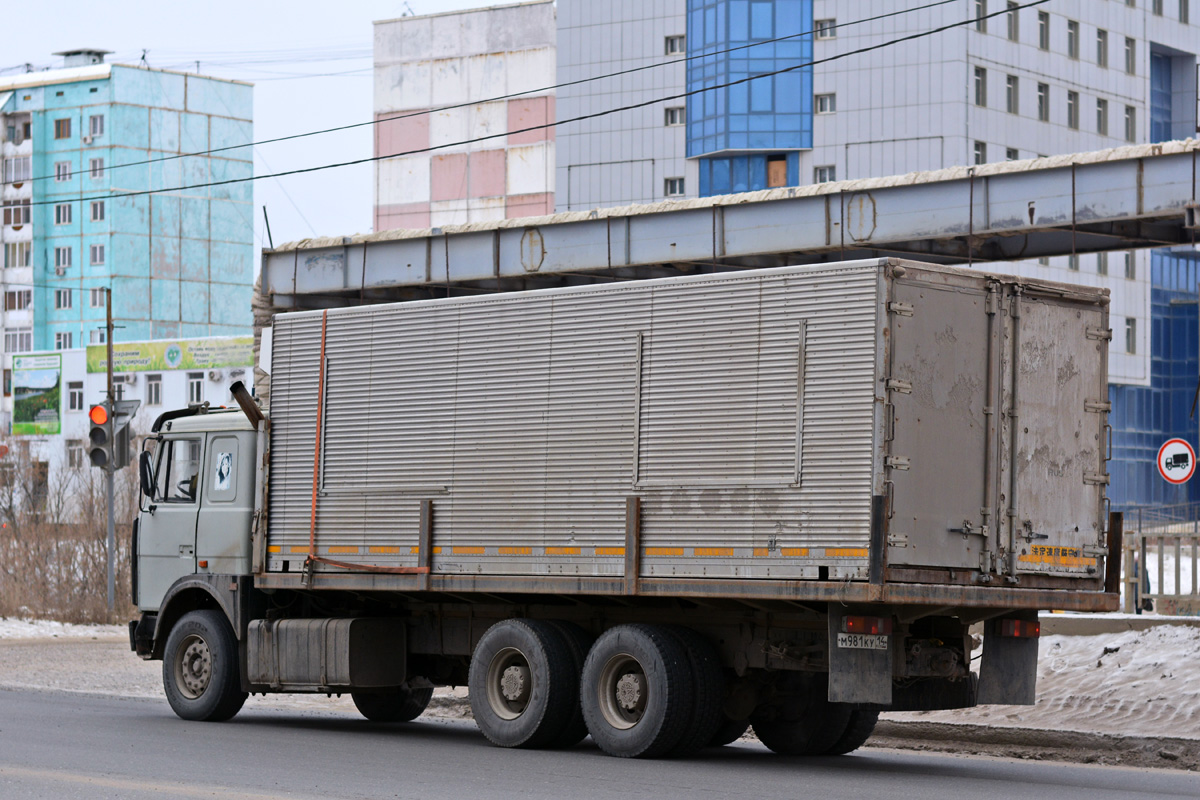 Саха (Якутия), № М 981 КУ 14 — МАЗ-630308