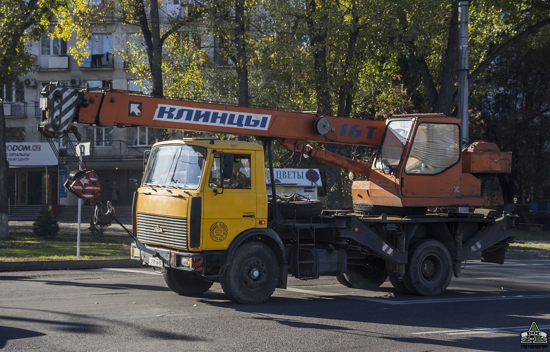 Алматы, № 279 BP 02 — МАЗ-533702