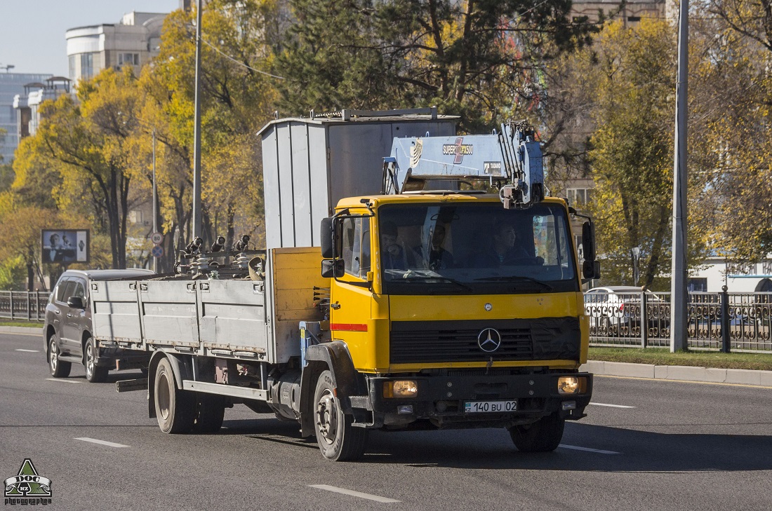 Алматы, № 140 BU 02 — Mercedes-Benz LK 1520