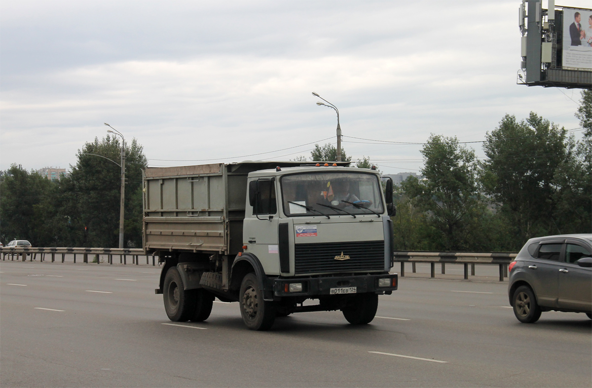 Красноярский край, № В 011 ЕВ 124 — МАЗ-5551A2