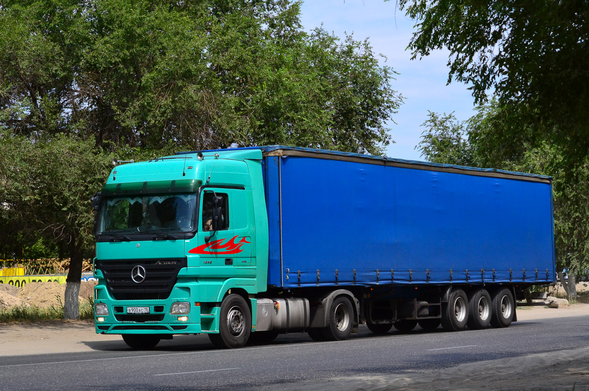 Удмуртия, № В 900 АС 18 — Mercedes-Benz Actros ('2003) 1846