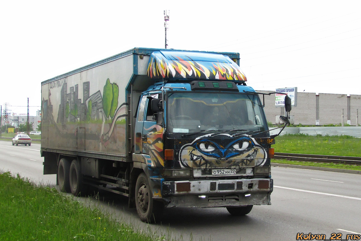 Алтайский край, № О 952 НН 22 — Isuzu Giga (общая модель)