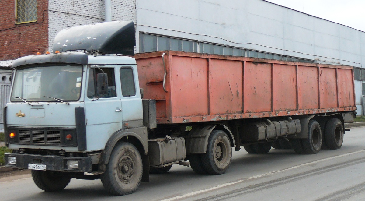 Удмуртия, № Н 741 ОК 18 — МАЗ-54323