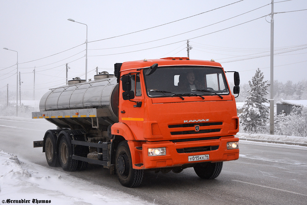 Саха (Якутия), № У 015 КХ 14 — КамАЗ-65115-A4(23)