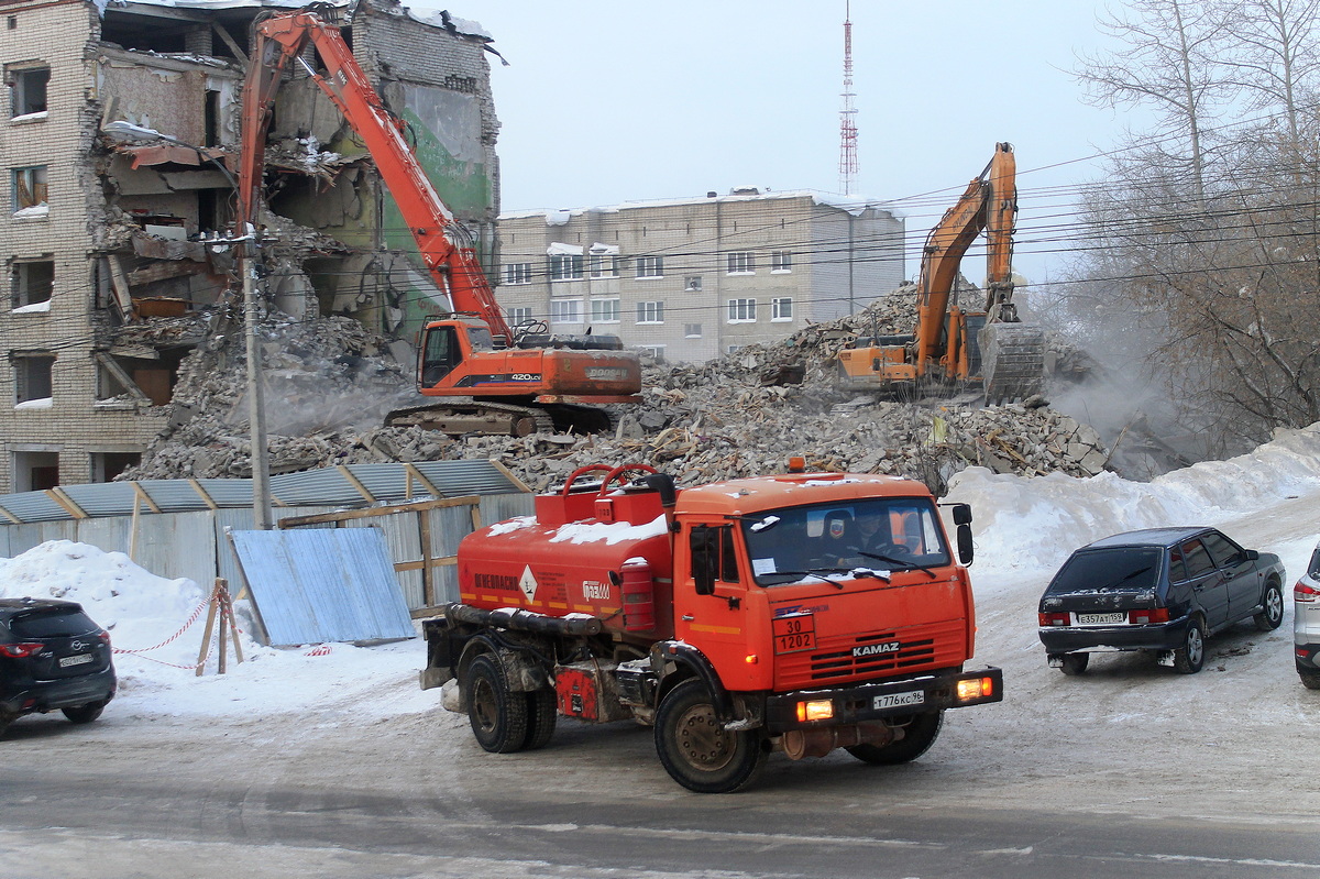 Свердловская область, № Т 776 КС 96 — КамАЗ-43253-A3(96)