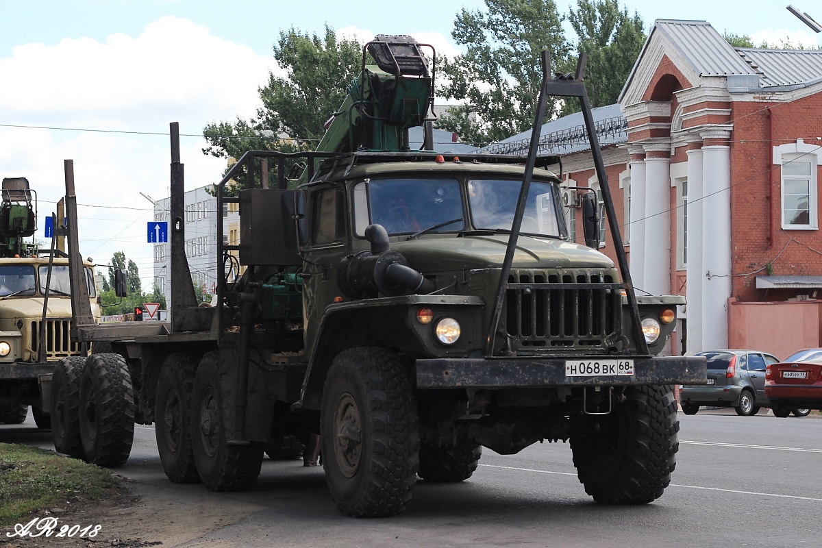Тамбовская область, № Н 068 ВК 68 — Урал-4320 / 5557 (общая модель)