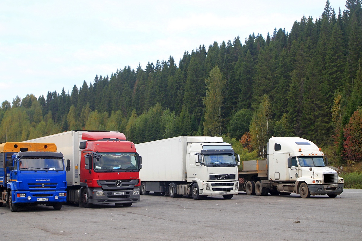 Удмуртия, № Е 896 ВС 18 — Mercedes-Benz Actros '09 1841 [Z9M]