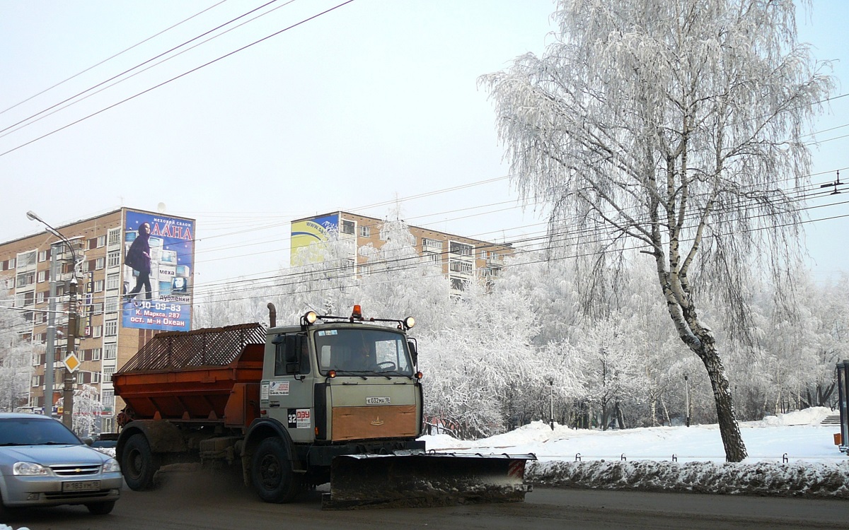 Удмуртия, № К 032 МА 18 — МАЗ-533702