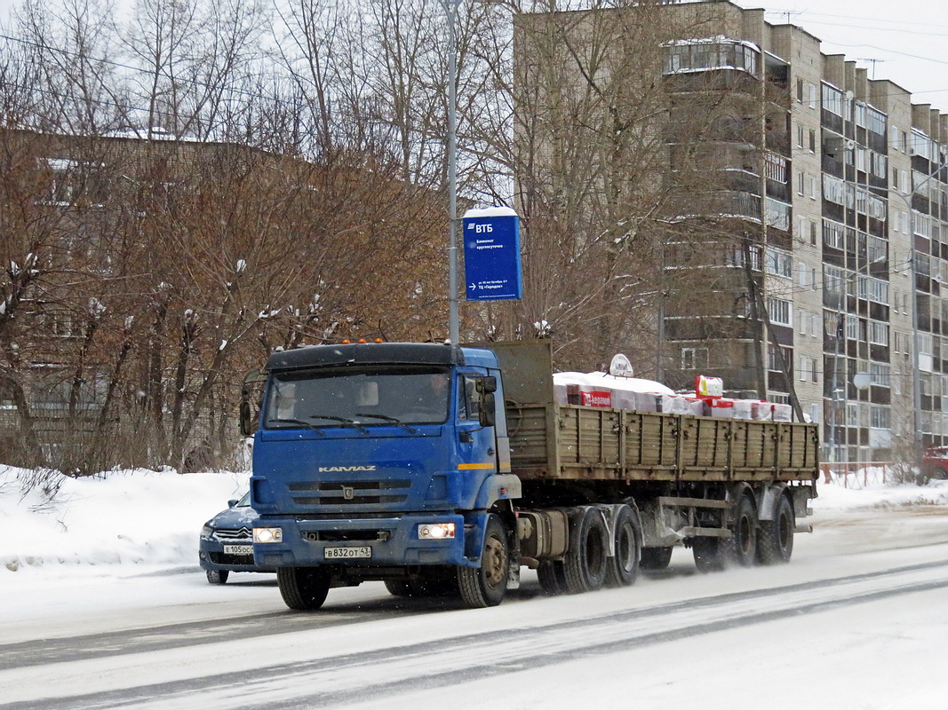 Кировская область, № В 832 ОТ 43 — КамАЗ-65116-A4(23)