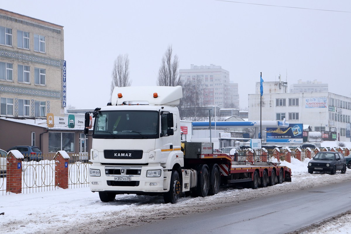 Калининградская область, № Р 357 УО 39 — КамАЗ-65206-T5(68)