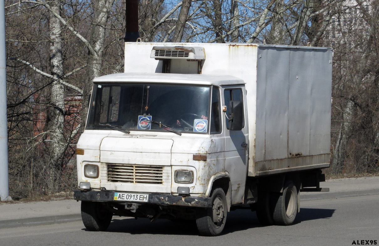 Днепропетровская область, № АЕ 0913 ЕН — Mercedes-Benz T2 ('1967) 508
