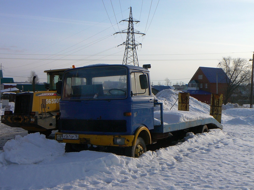 Удмуртия, № Х 561 ОР 18 — Mercedes-Benz LP (общая модель)