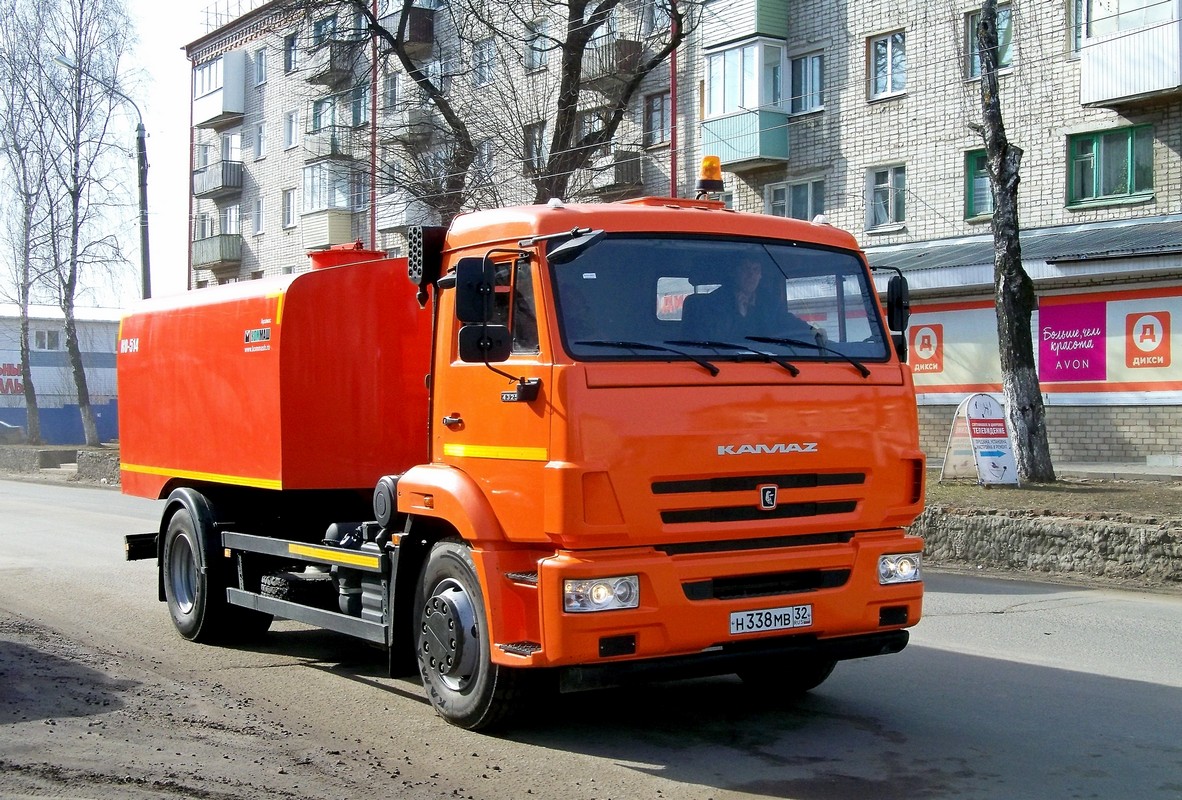 Брянская область, № Н 338 МВ 32 — КамАЗ-43253-R4(28)