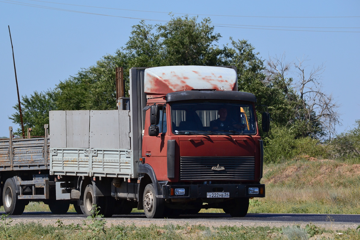 Волгоградская область, № У 222 МВ 34 — МАЗ-437040