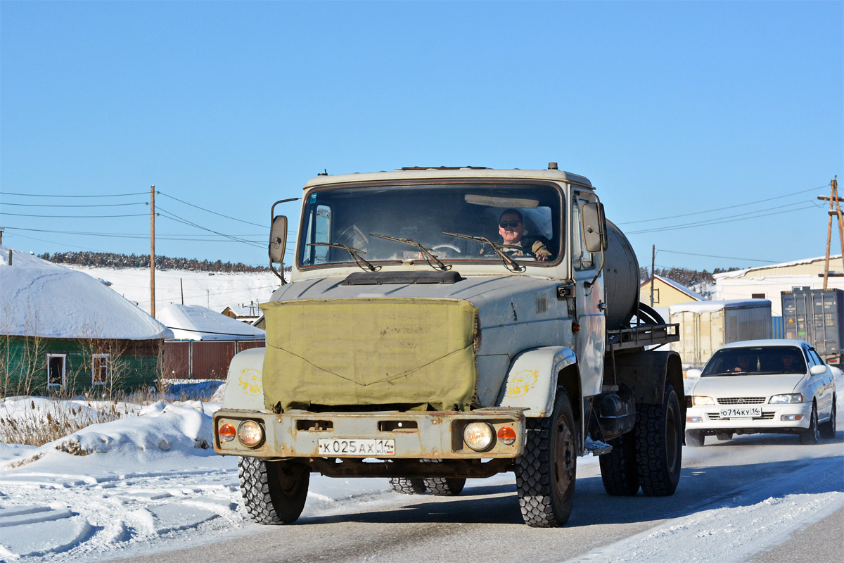 Саха (Якутия), № К 025 АХ 14 — ЗИЛ-494560