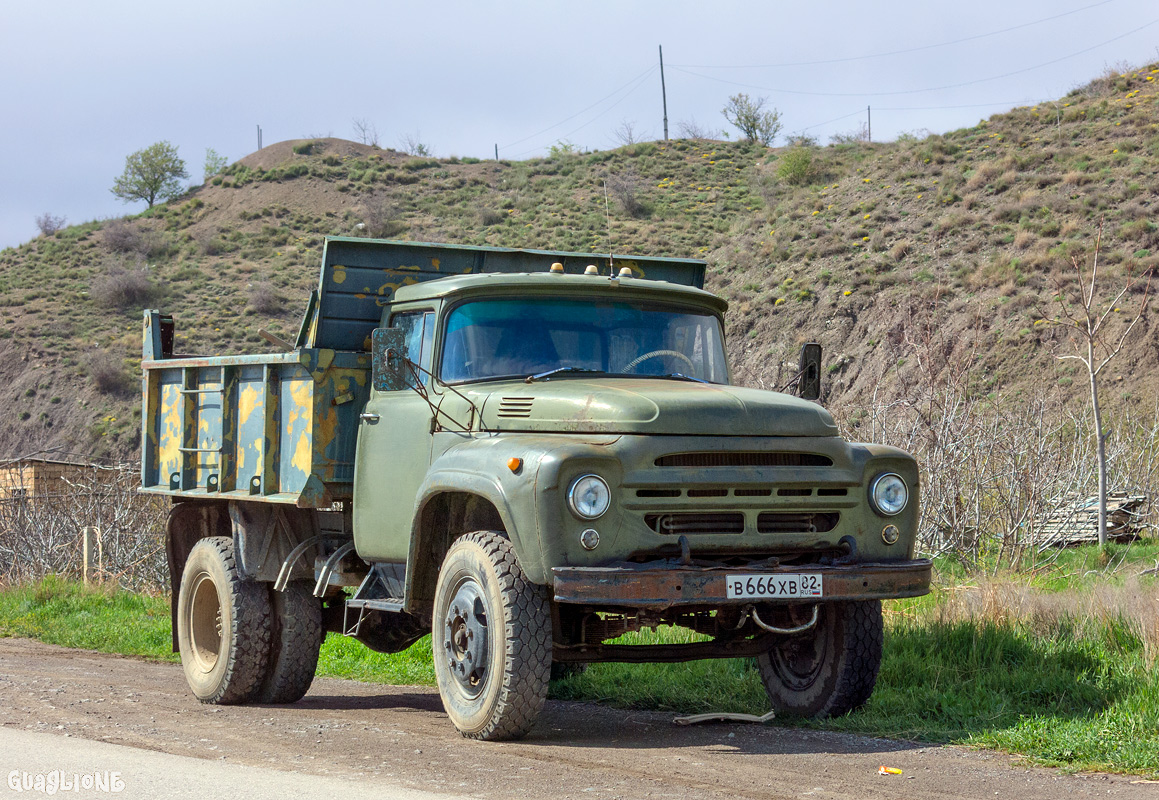 Крым, № В 666 ХВ 82 — ЗИЛ-495810