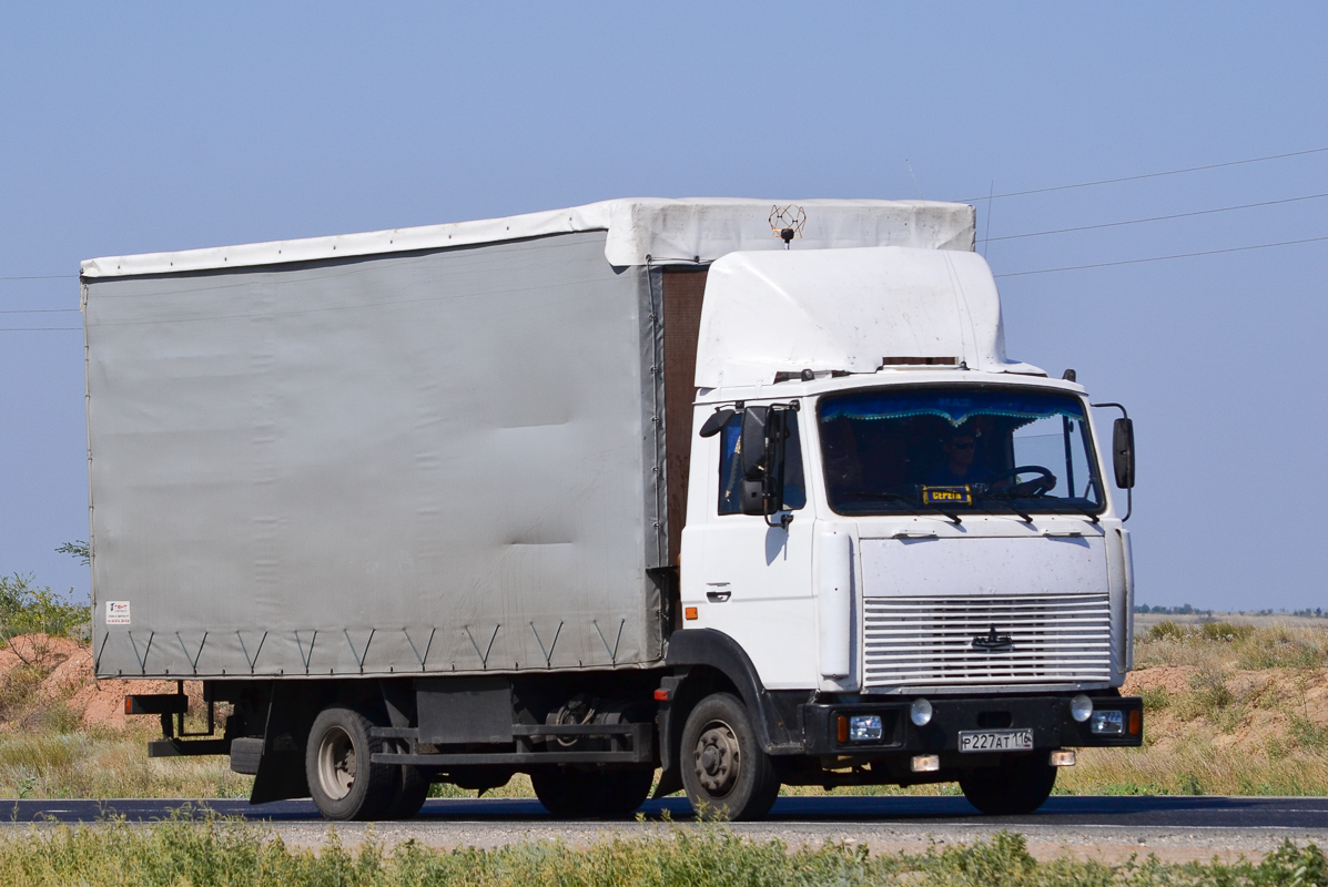Татарстан, № Р 227 АТ 116 — МАЗ-437040