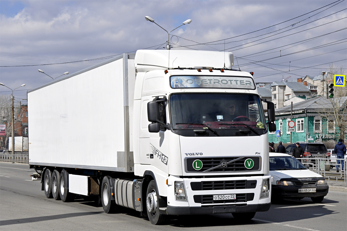 Алтайский край, № О 520 СС 22 — Volvo ('2002) FH12.440