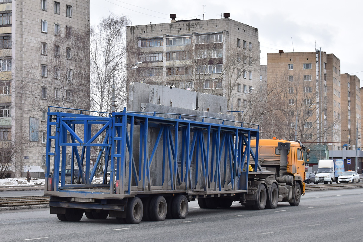 Татарстан, № У 581 СР 116 — КамАЗ-65116-A4(23)