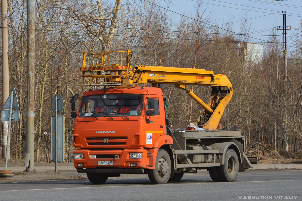 Архангельская область, № М 828 СА 29 — КамАЗ-43253-R4(28)