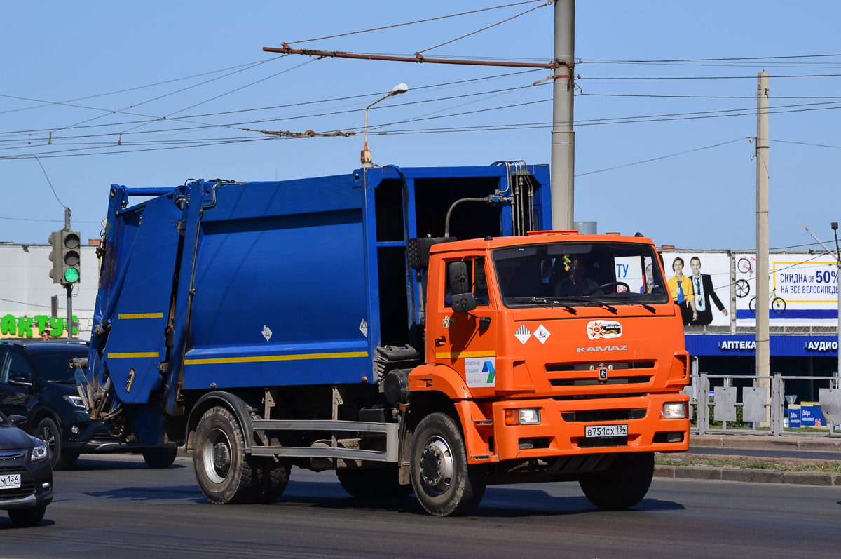 Волгоградская область, № В 751 СХ 134 — КамАЗ-53605-L4(19)