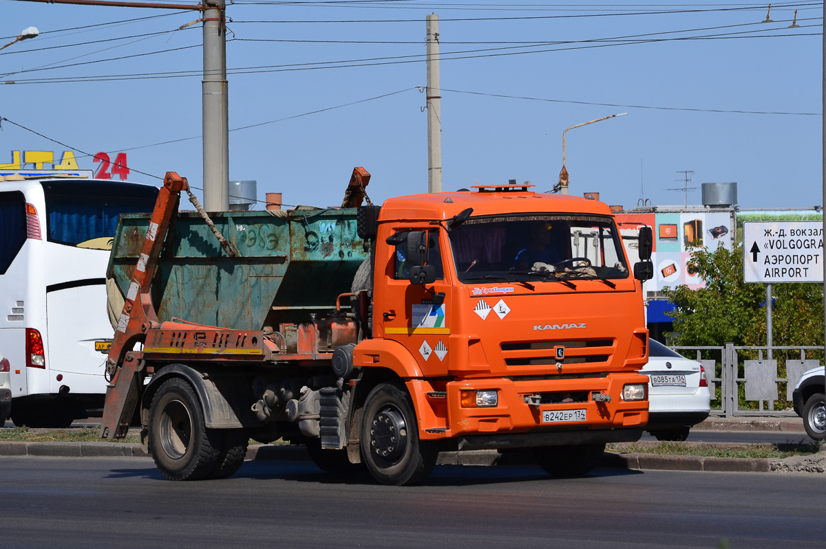 Волгоградская область, № В 242 ЕР 134 — КамАЗ-43253-R4(28)