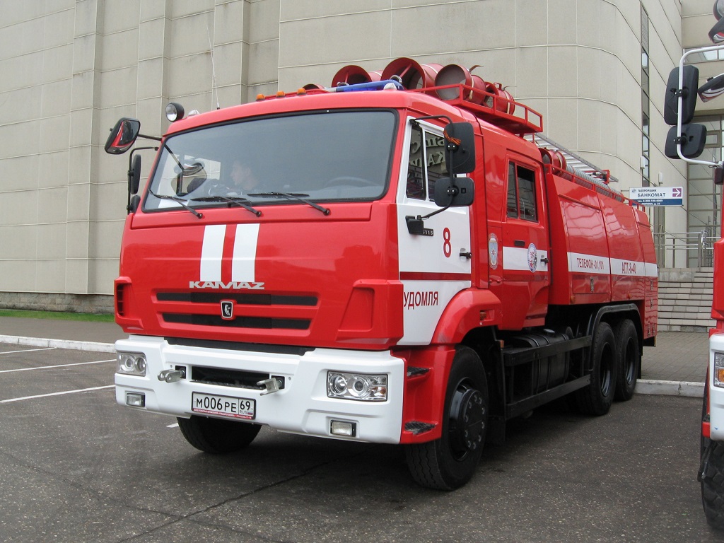 Тверская область, № М 006 РЕ 69 — КамАЗ-65115-A4(23)
