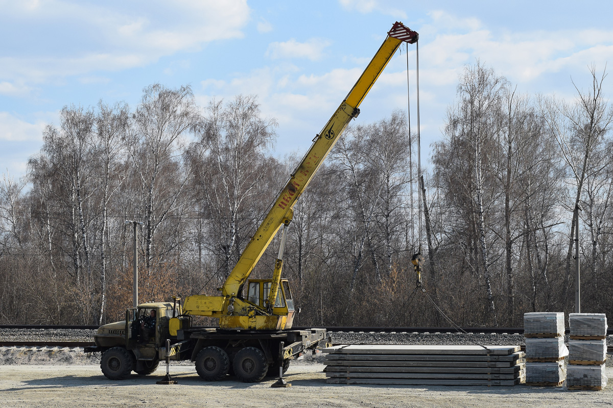 Алтайский край, № Н 076 РС 22 — Урал-5557