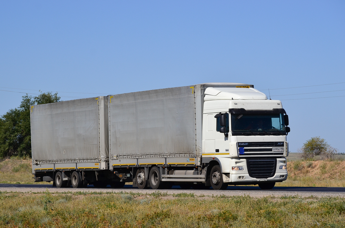 Свердловская область, № Е 490 ВС 196 — DAF XF105 FAR