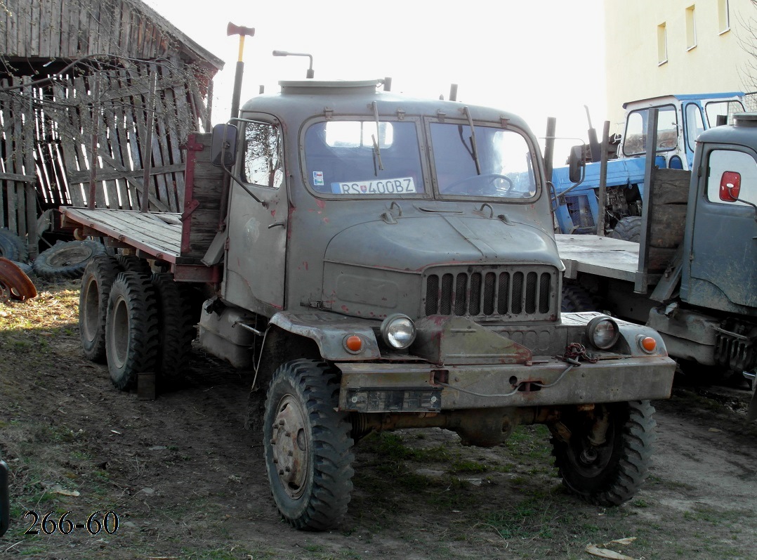 Словакия, № RS-400BZ — Praga V3S
