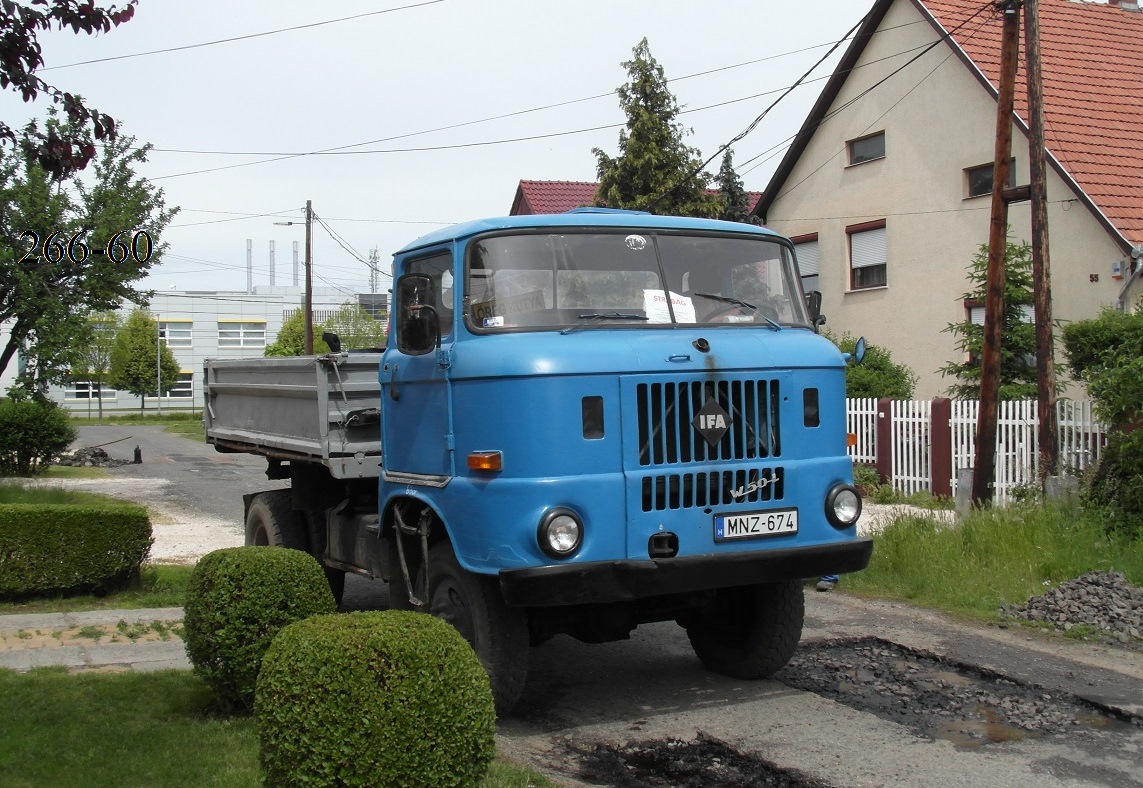 Венгрия, № MNZ-674 — IFA W50LA/K, LA/Z