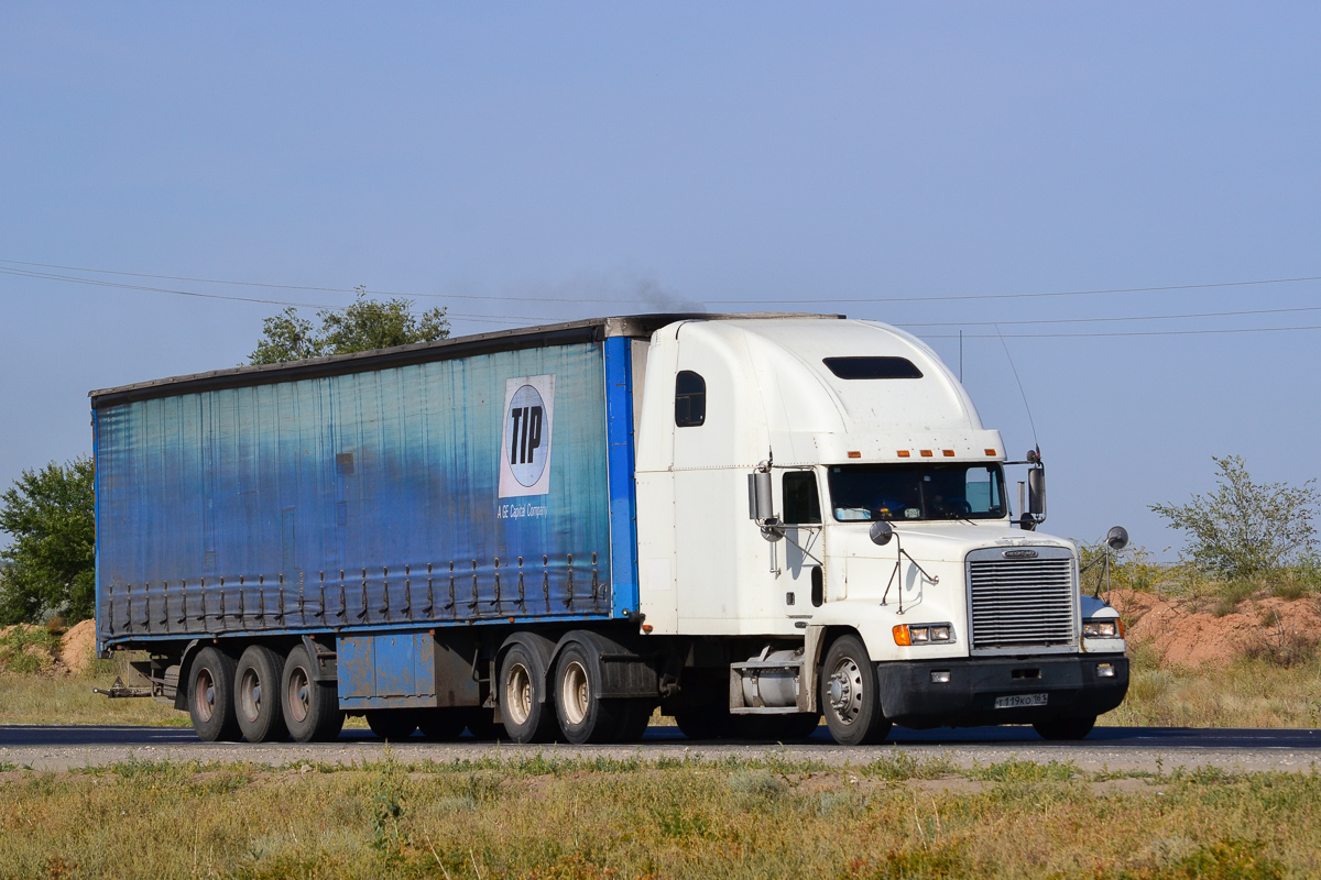 Ростовская область, № Т 119 КО 161 — Freightliner FLD 120