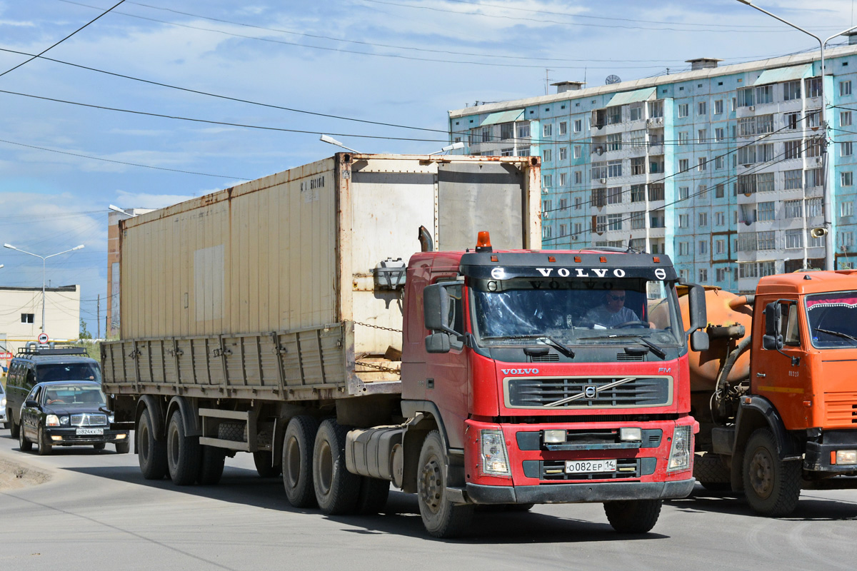 Саха (Якутия), № О 082 ЕР 14 — Volvo ('2002) FM12.380