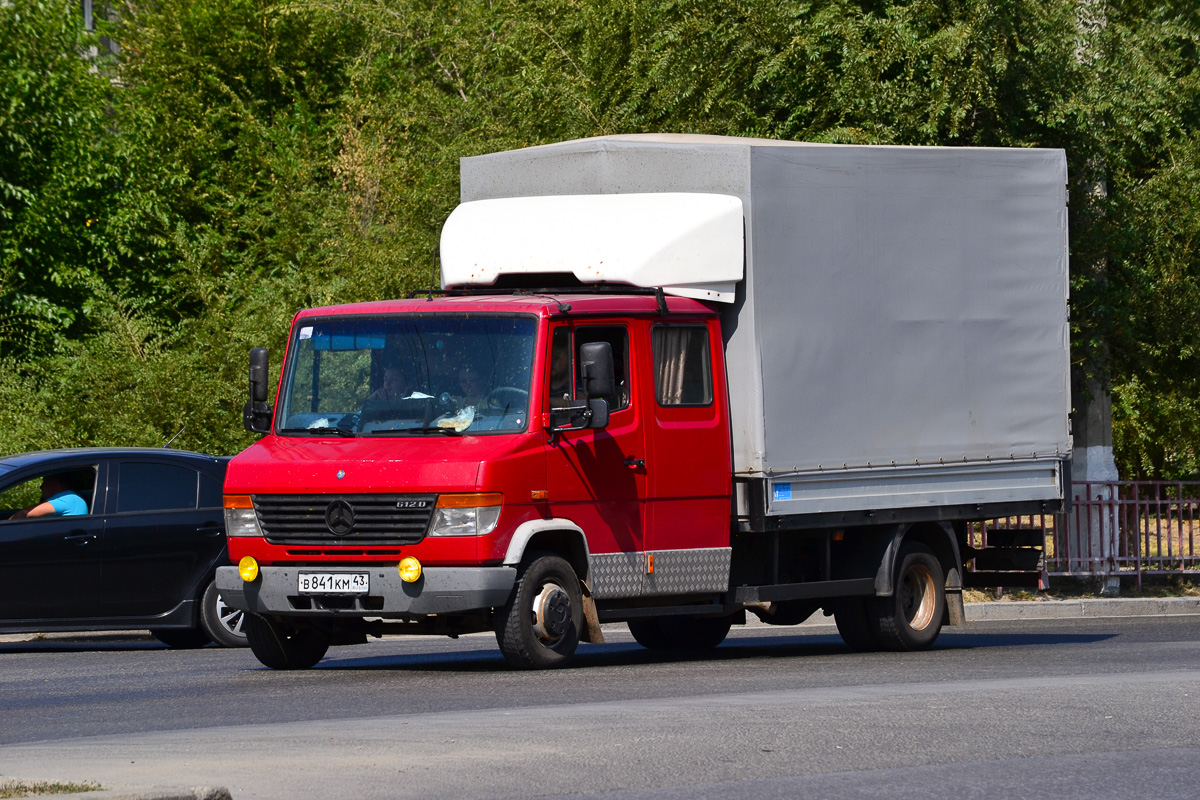 Кировская область, № В 841 КМ 43 — Mercedes-Benz Vario 612D
