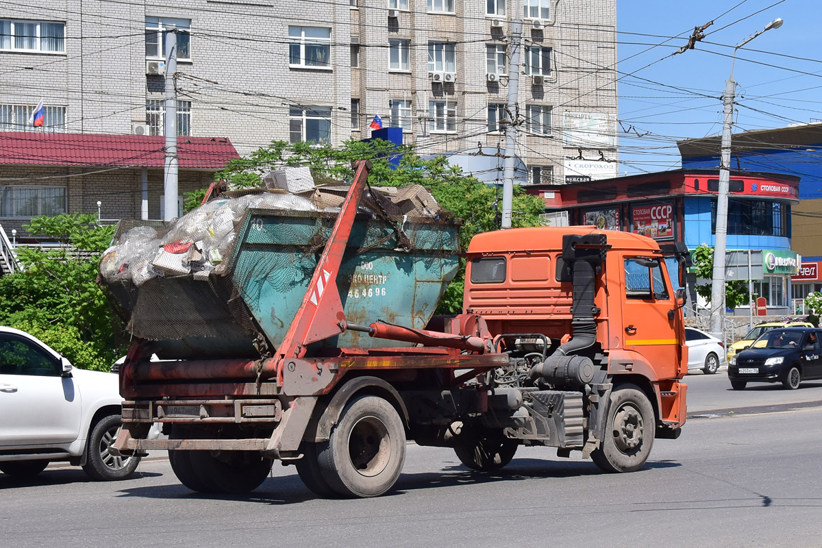 Астраханская область, № У 947 МК 30 — КамАЗ-43253-R4(28)
