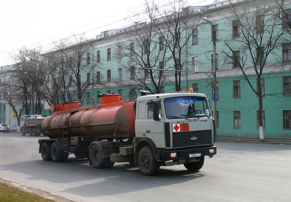 Удмуртия, № О 063 КА 18 — МАЗ-54329