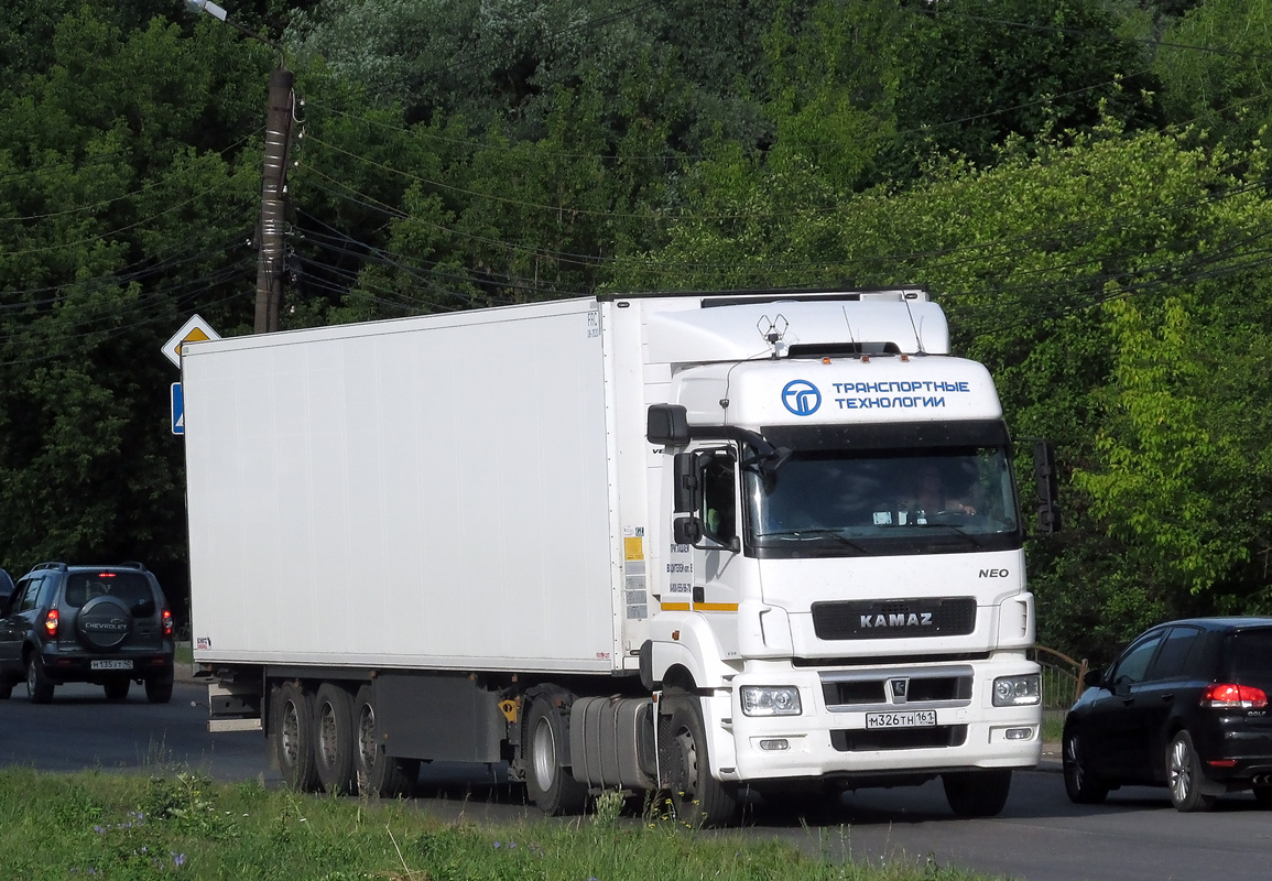 Ростовская область, № М 326 ТН 161 — КамАЗ-5490-S5(87)