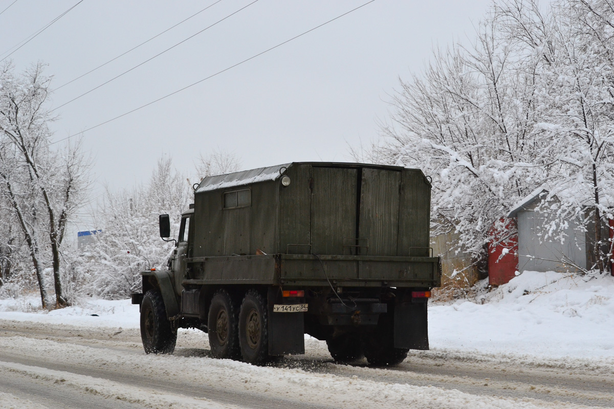 Волгоградская область, № 716 — Урал-375Д