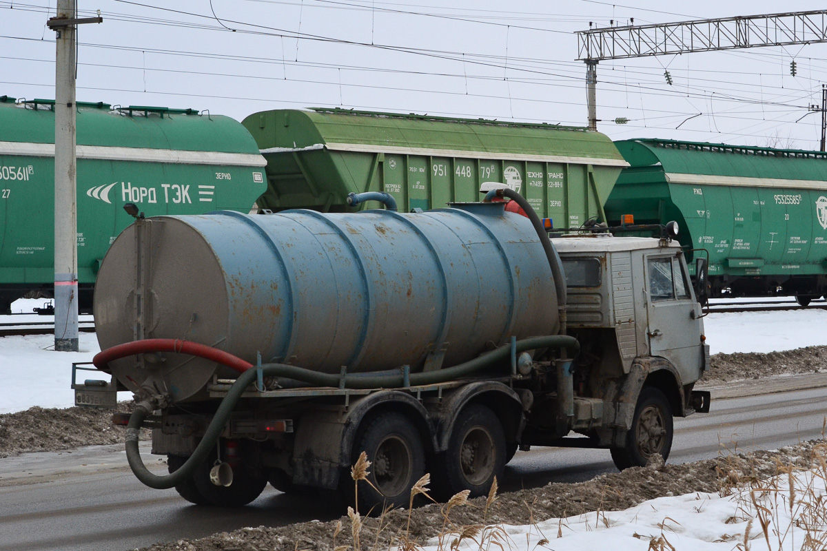 Волгоградская область, № В 839 ЕУ 134 — КамАЗ-5320