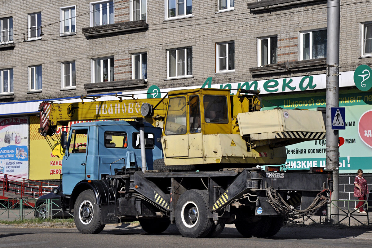 Алтайский край, № Р 069 ТХ 22 — МАЗ-5337 [533700]