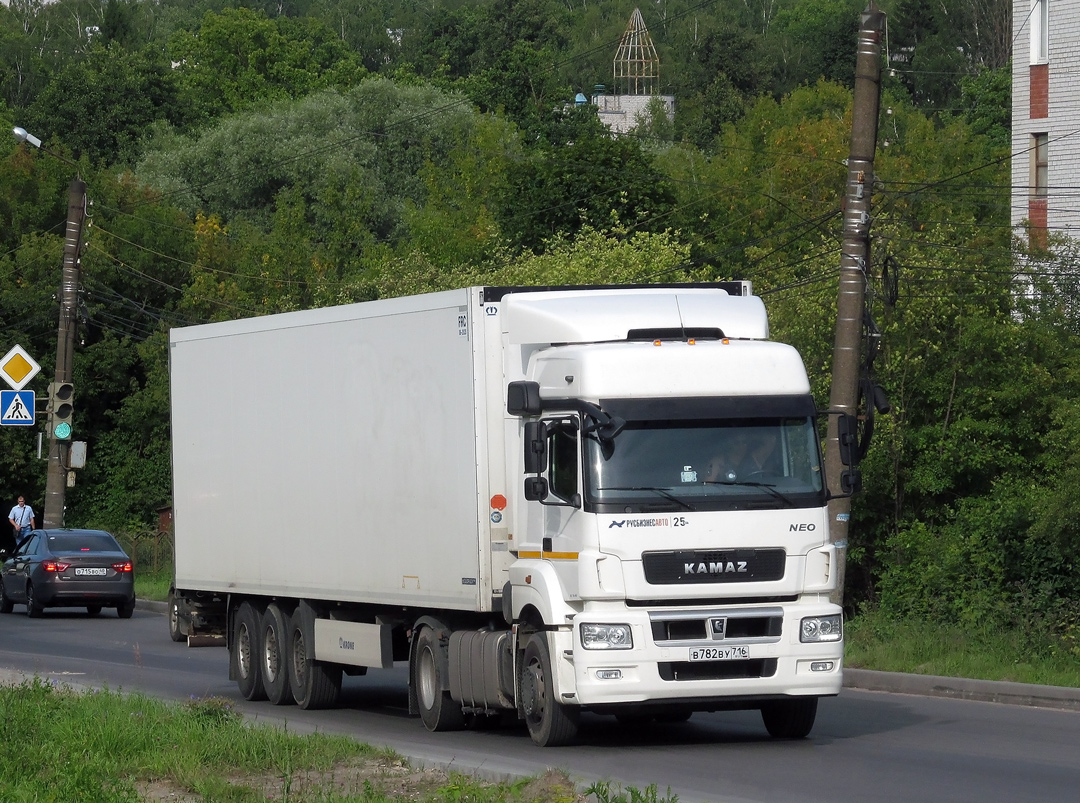 Ростовская область, № В 782 ВУ 716 — КамАЗ-5490-S5(87)
