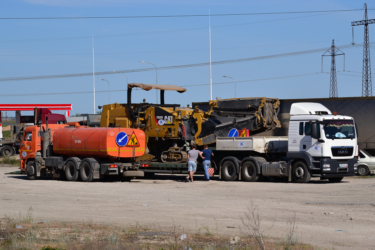 Волгоградская область, № К 704 ХО 161 — КамАЗ-65115-A4(23); Волгоградская область, № А 361 ХХ 161 — MAN TGS 26.440