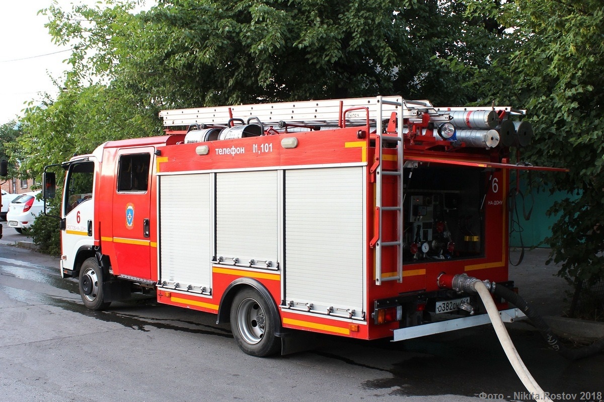 Ростовская область, № О 382 СН 161 — Isuzu NPR75 [Z7X]