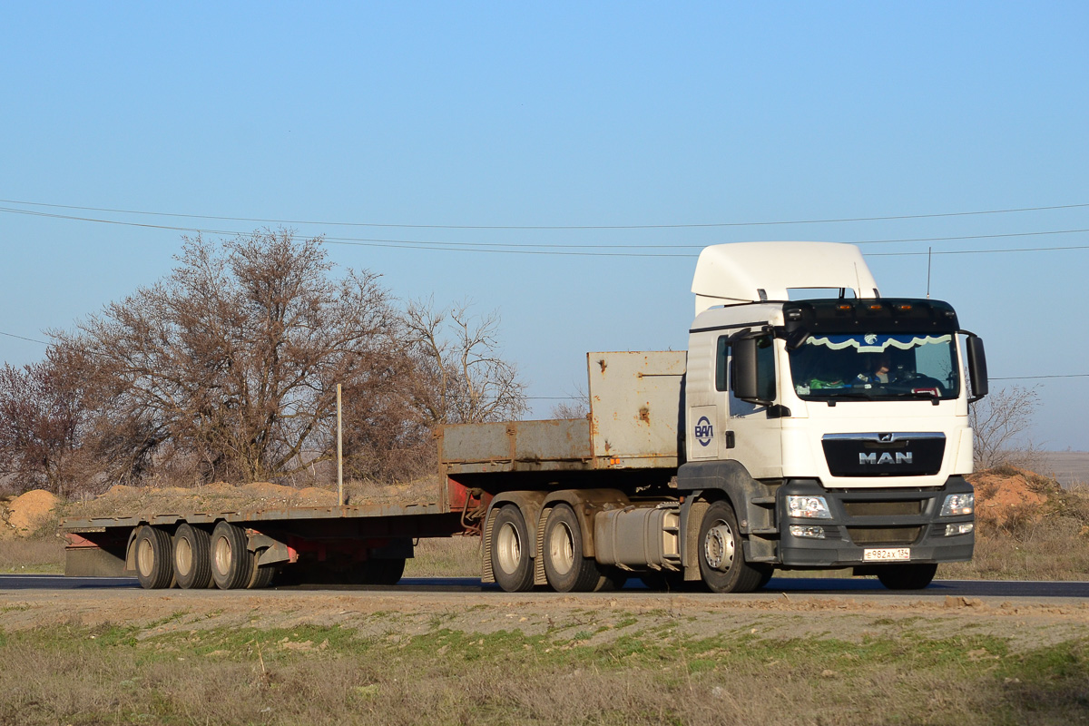 Волгоградская область, № Е 982 АХ 134 — MAN TGS 28.400