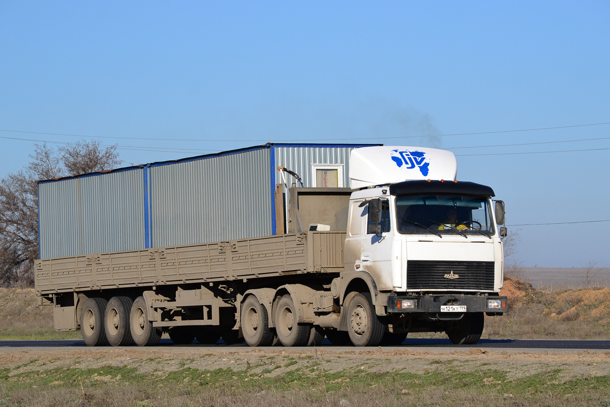 Саратовская область, № Н 121 КТ 199 — МАЗ-6422A8