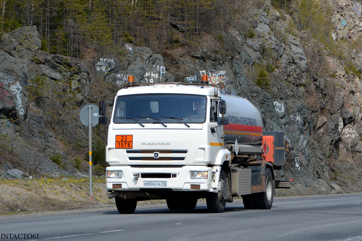 Карелия, № М 804 ОА 10 — КамАЗ-43253-R4(28)