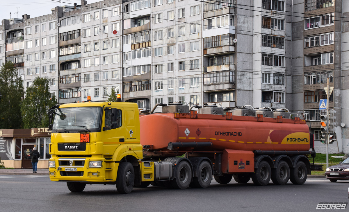 Архангельская область, № М 400 ОЕ 29 — КамАЗ-65206-S5(87)