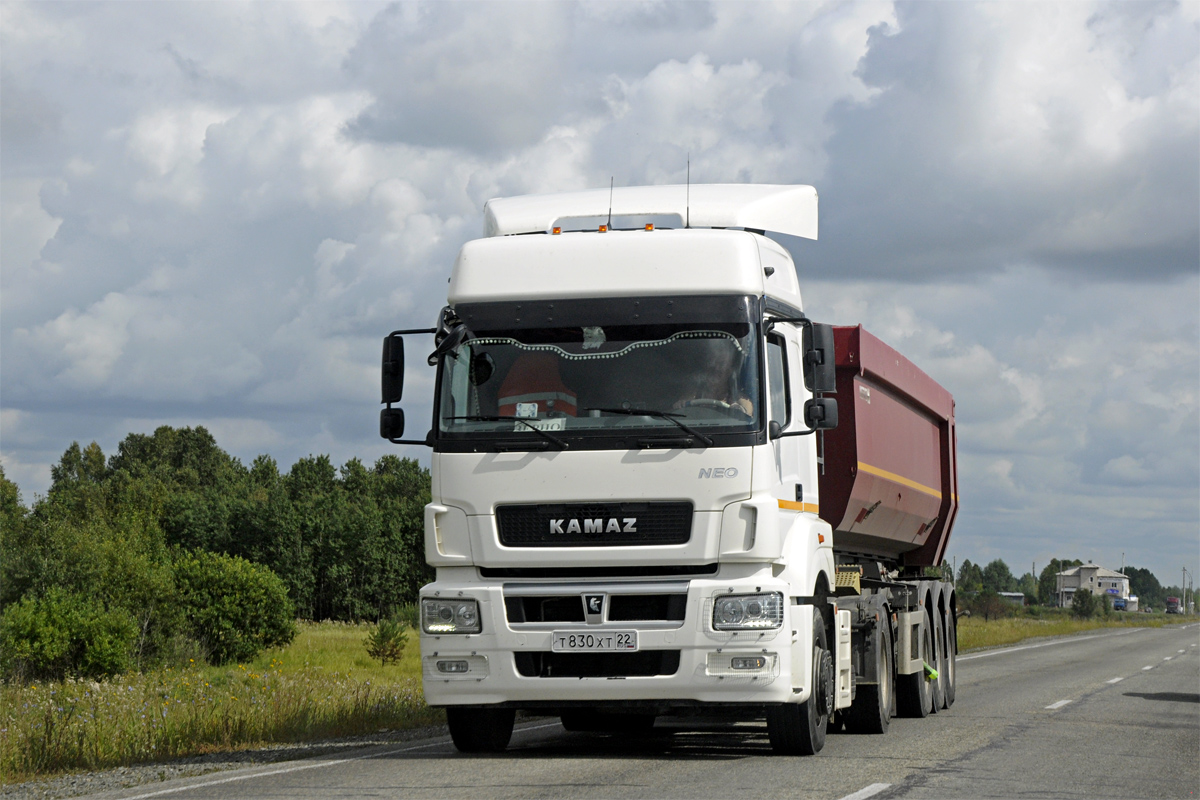 Алтайский край, № Т 830 ХТ 22 — КамАЗ-5490-S5(87)