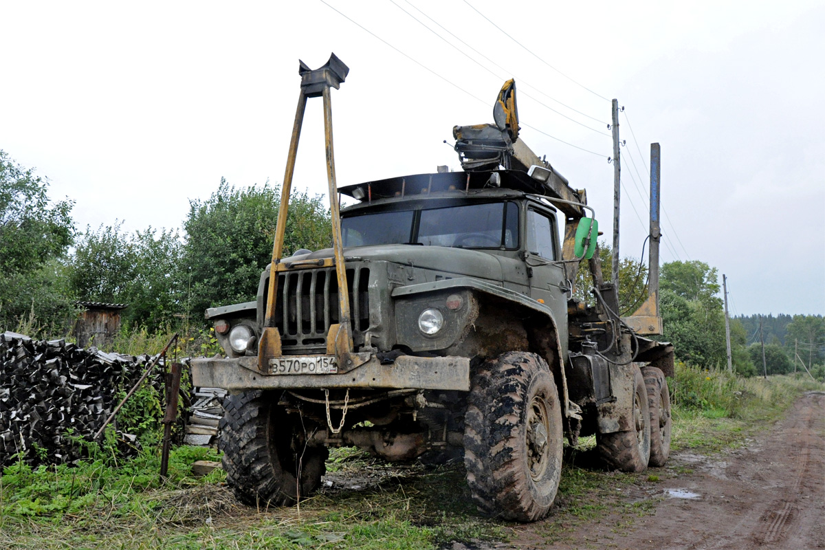 Новосибирская область, № В 570 РО 154 — Урал-4320-01