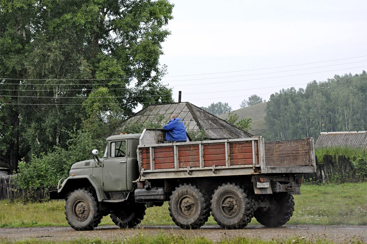 Кемеровская область, № А 505 ЕА 142 — ЗИЛ-131 (общая модель)